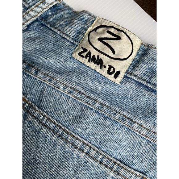 Zana-Di Vintage High Waisted Denim Shorts Hook & Eye Detail  Sz 32” Cutoff Y2k - Picture 7 of 9